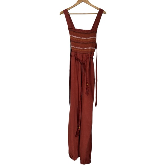 Free people sienna smocked jumpsuit in sumac color size M - Picture 5 of 8